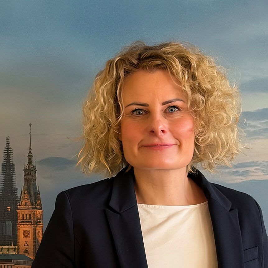 Kandidatinnenfoto: Die wp-net Kandidatin Maren Hunger, WPIn & StBIn in Hamburg, tritt bei den WPK-Beiratswahlen 2026 auf der mittelständischen "Mark Schüttler WP-Liste" an.