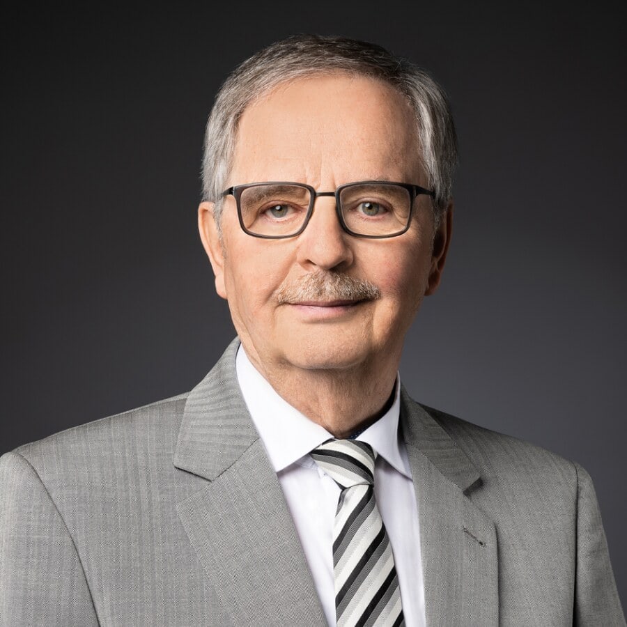 Portrait-Foto des vBP & StB Harald Tittebrand aus Mannheim. Er ist wp-net Kandidat bei den WPK-Beiratswahlen 2026 auf der mittelständischen "Elfriede Litzelbeck Liste" für vereidigte Buchprüfer.